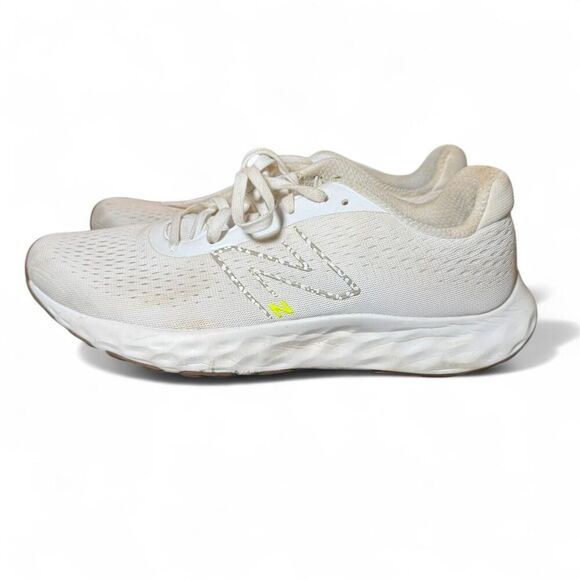 White New Balance Fresh Foam 5200GW running athletic shoes  M 9.5/W11 - Picture 4 of 8